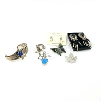Lot with sterling silver jewelry including bracele