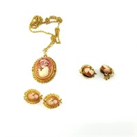 Lovely vintage cameo jewelry set with necklace and