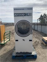 Commercial Laundry Dryer-Wascomat TD 30-Working