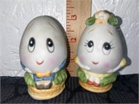 Lefton Ceramic Mr & Mrs Humpty Dumpty Egg