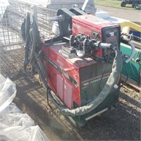 Lincoln Power Wave 455M Wire Feed Welder