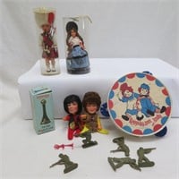 Dolls / Toys - assorted