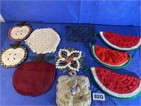 Pot Holders, Crocheted, Apples w/Magnet Pouch