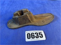 Cast Iron Shoe Cobbler Form, Letter G, As Is