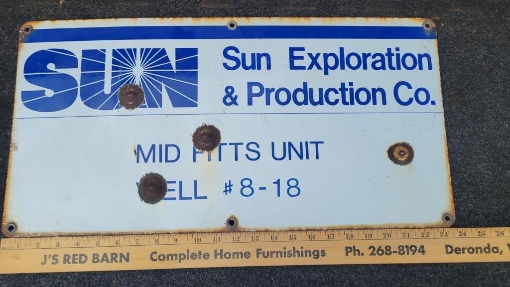 Sun Exploration & Production Co Porcelain Oil