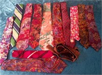 V - MIXED LOT OF MEN'S TIES (L74)