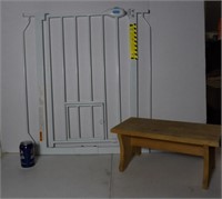 BABY GATE SMALL STOOL