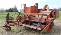 Allis-Chalmers All-Crop 90 Harvester