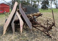 McCormick /IH ? 2-Row Corn Binder