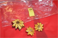 Broche and earring set- clip on-- C