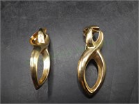 14K Figure 8 Gold Post Earrings