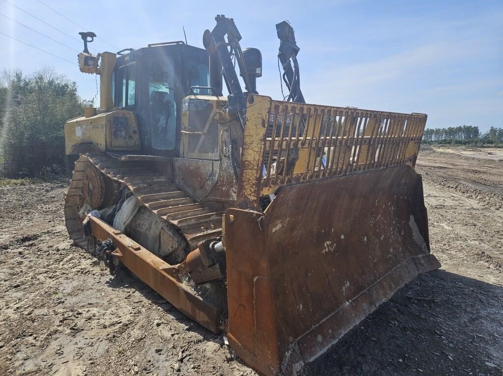 *CATERPILLAR D6T XL BULLDOZER - READ