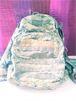 12 COMPARTMENT CAMO BLACK BACKPACK BY CAMPBELL