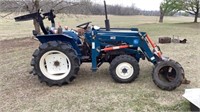 Mitsubishi D2050 FD Tractor w/loader, 3pt/PTO