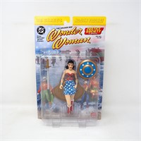 DC Direct Golden Age Wonder Woman Figure In Box