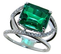 14kt Gold 5.67 ct Emerald & Diamond Ring