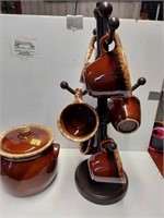Hull Pottery Beanpot and Six Mugs with stand