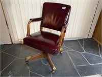 Executive Leather Office Chair w/Nail Trim,