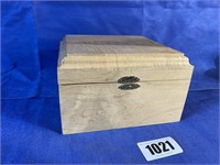 Wood Box w/Hinged Lid & Broken Hasp, 8X7.75"