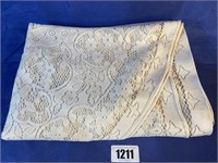 62"x96" Lace Tablecloth
