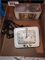 2 UNTESTED WESTINGHOUSE STAND ROASTER CLOCKS