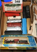 LOT TYCO TRAIN CARS & OTHERS