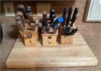 Knife blocks with knives & cutting board