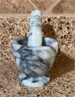 Marble mortar & pestle