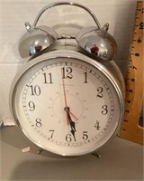 Sterling and Noble oversized alarm clock --works