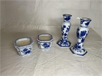 4 Blue/white candleholders
