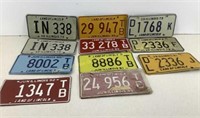 (11) Vtg Illinois license plates