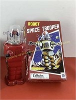 Space Trooper robot  MIB  Made by Ha Ha Toy