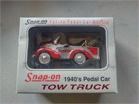Snap-on Petite Pedal Car Series Tow Truck