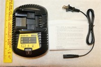 Battery Charger DCB105