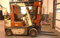 NISSAN LPG #FG-50 (4,500lbs) FORKLIFT w/