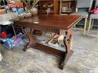 ANTIQUE MAHOGANY SOLID WOOD TABLE