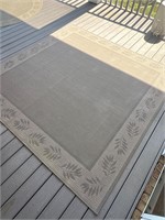 Outdoor rug 7x7