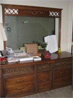 NIce-Wooden dresser with mirror