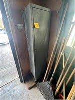 metal locker cabinet