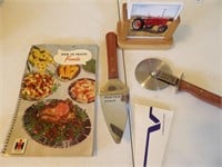 IH cook book,,coasters,Rueters spatula