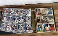 Binder of Baseball Cards & Extra Loose Pages