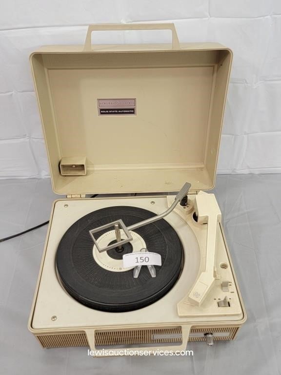 General Electric Solid State Automatic Turntable