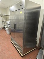 AVANTCO SS 2 DR FREEZER