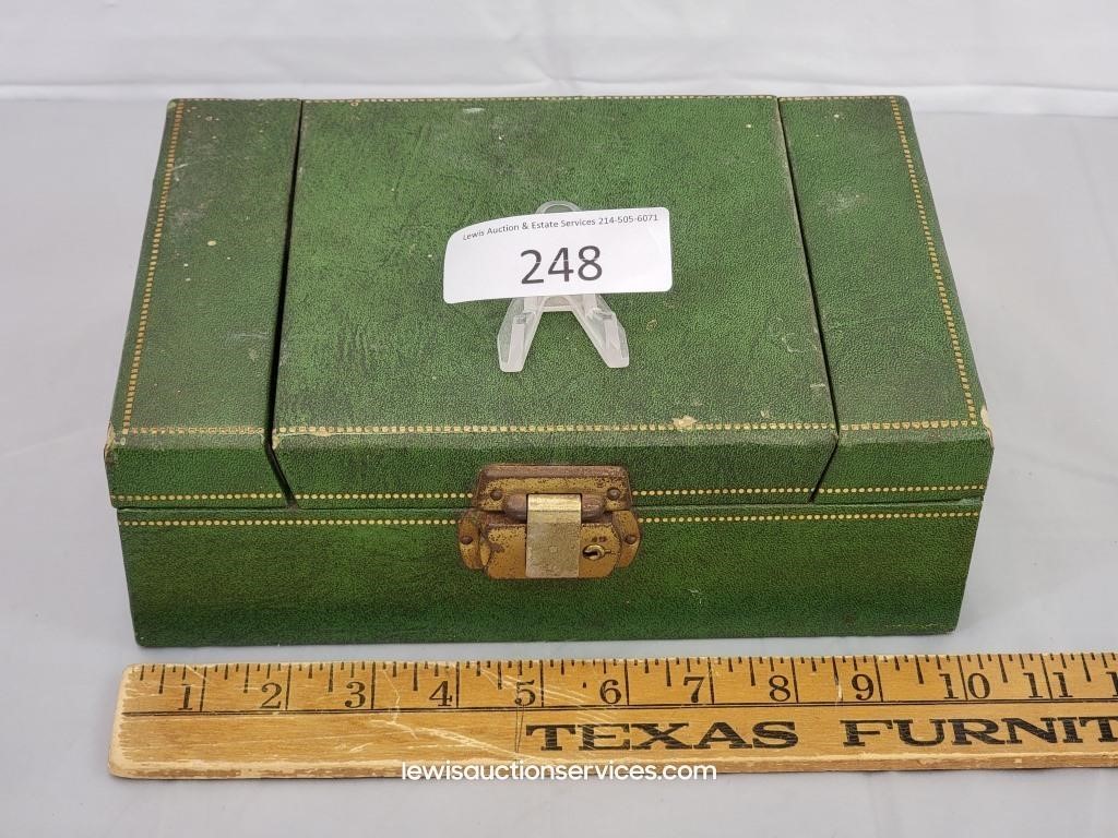Vintage Textured Green Vinyl Jewelry Box
