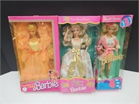 3 Barbie Dolls Paeches & Cream +