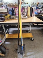 Fiberglass Handles Shovel, Rake & Edger Lawn Tools