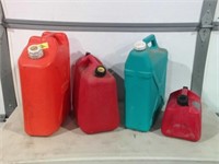 PLASTIC UTILITY JUGS / GAS / WATER