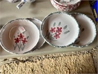 Bybee Pottery 4pc 8" Floral Plates