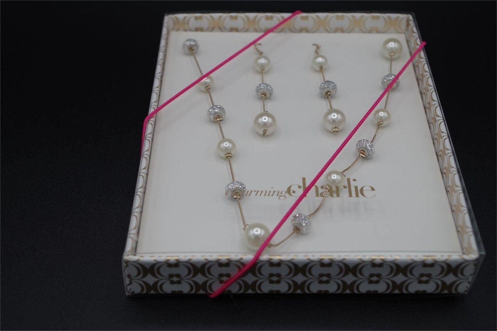 NECKLACE & EARRINGS CHARMING CHARLIE WITH BOX SET