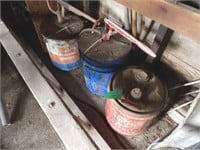 2 grease cans 1 gas